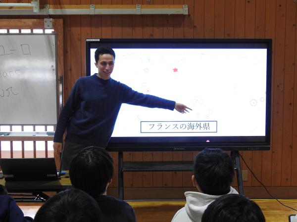 『R6小中学校等国際理解支援事業（五台小・フランス）』の画像